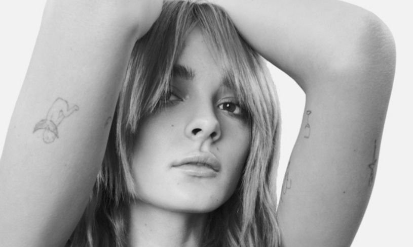 Charlotte Lawrence para Kérastase